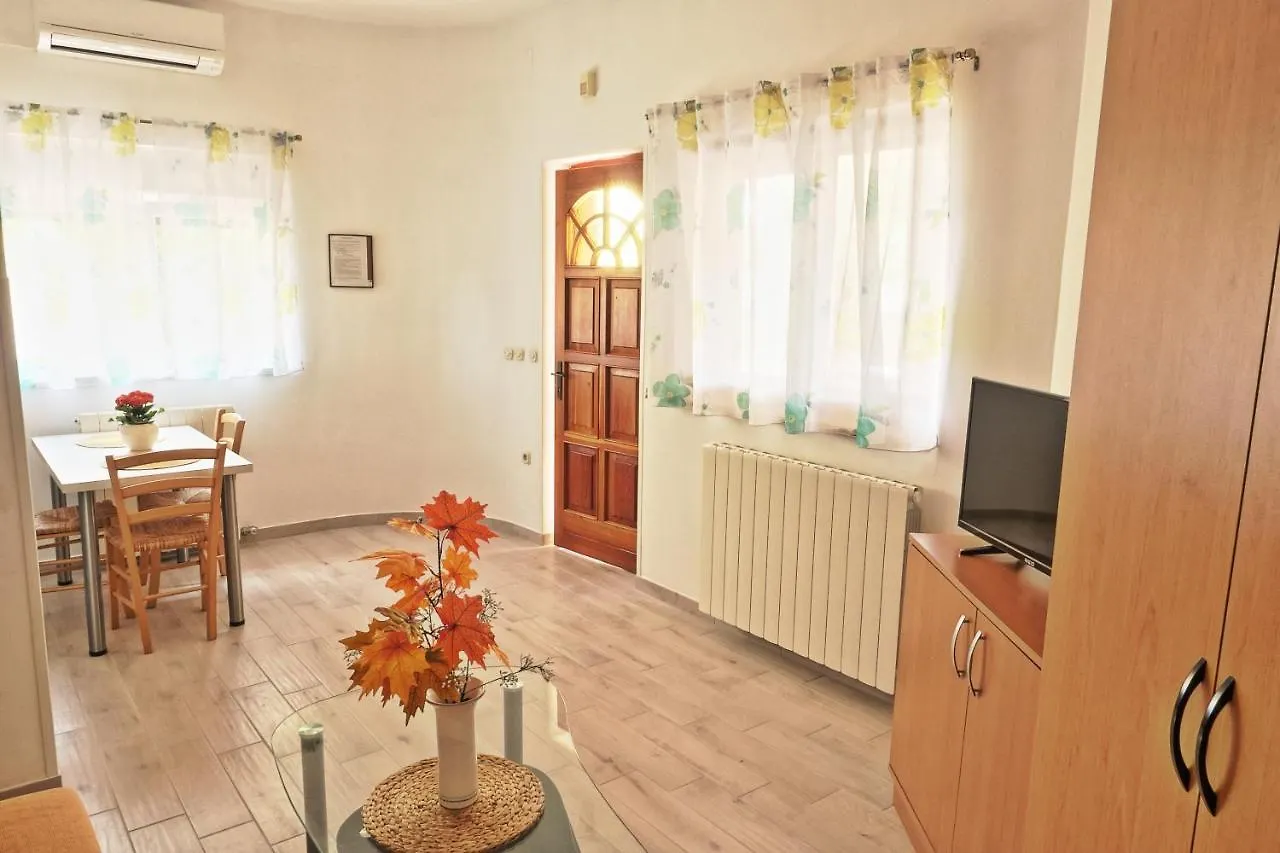 Vratovic Apartments Pola