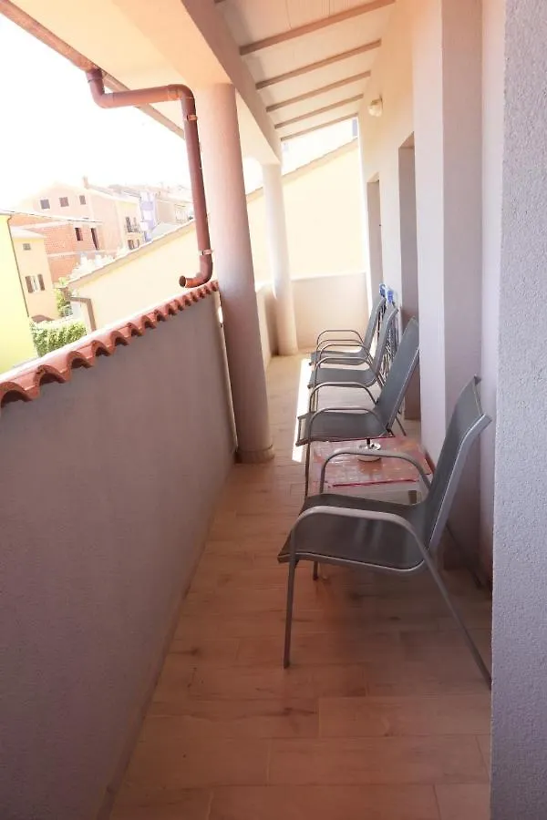 Vratovic Apartments Pola