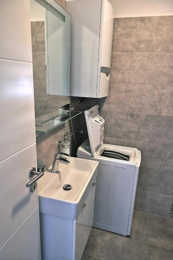 Vratovic Apartments Pola
